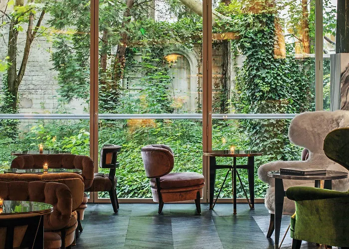 Hôtel de Berri Champs-Élysées, a Luxury Collection Hotel París